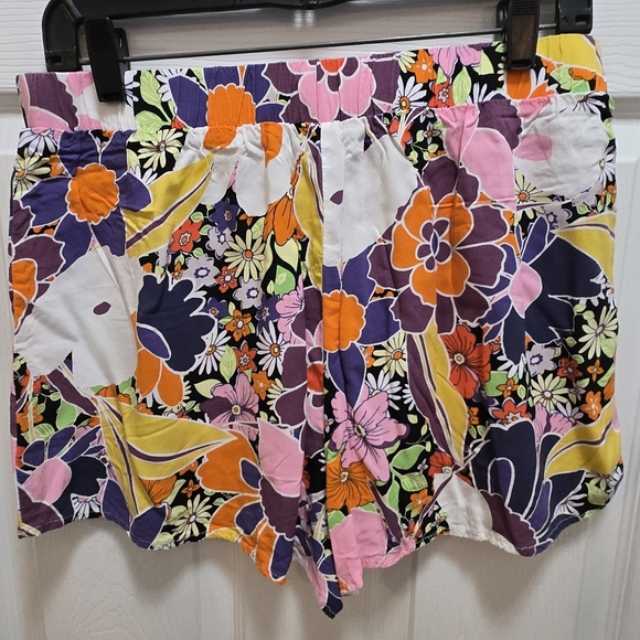 Ascot & Hart, Retro Floral Women's Sleep/Lounge Shorts - Multicolor, Size Med - Picture 6 of 10